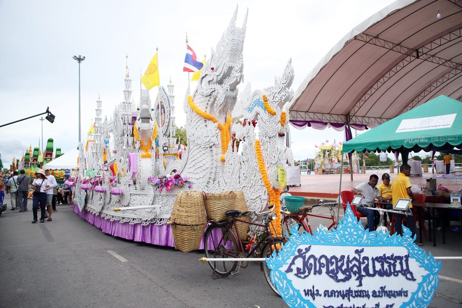 ภาพเรือพระ วัดควนสุบรรณ งานชักพระ สุราษฎร์ธานี ปี 2567